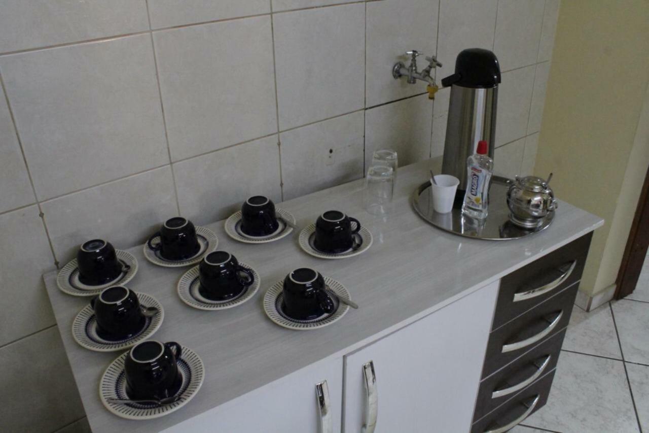 Hostel Pousada Consulado Понта Гроса Екстериор снимка